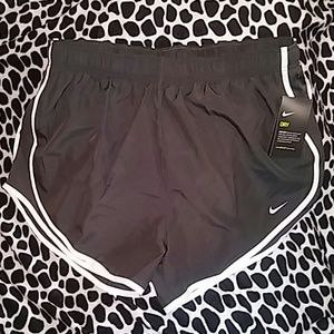 NWT Nike Women's Dry Tempo Core Running Shorts XL
